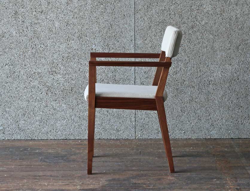 無垢材チェアー　定価¥80000 無垢材の回転チェア | ボー・デコール オンラインショップ